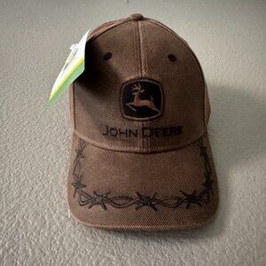 NWT Women’s John Deere Brown Hat with Barbed Wire Detail